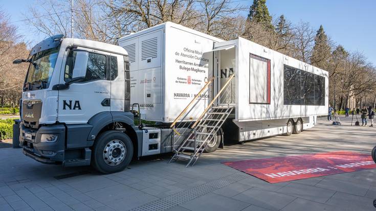 Gobernuak Herritarrei Arreta emateko Bulego Mugikorra zabaldu du Olaztin
