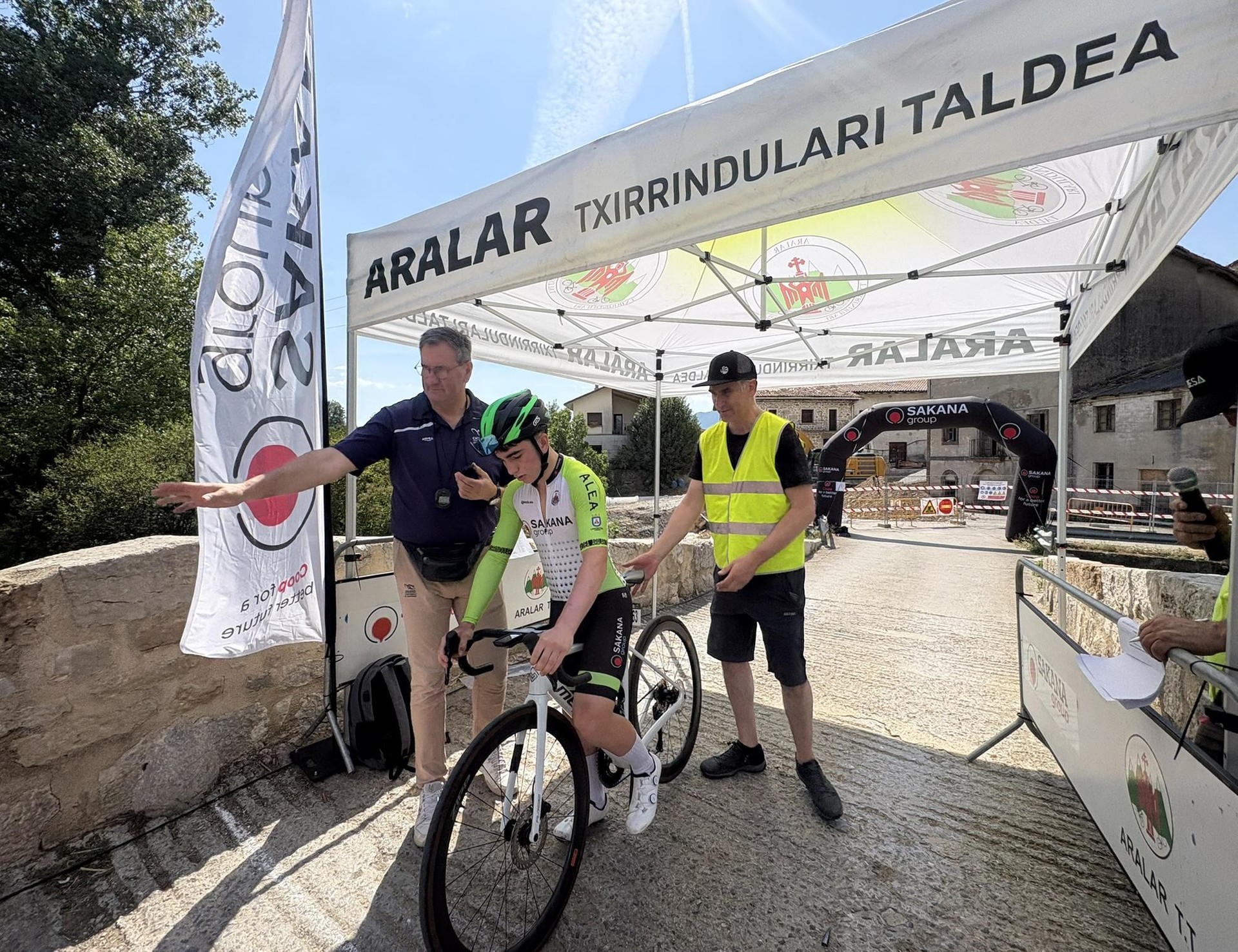 Hugo Alonso, Noa Garcia eta Conor Aranburu, San Migel Igoerako txapeldun handiak