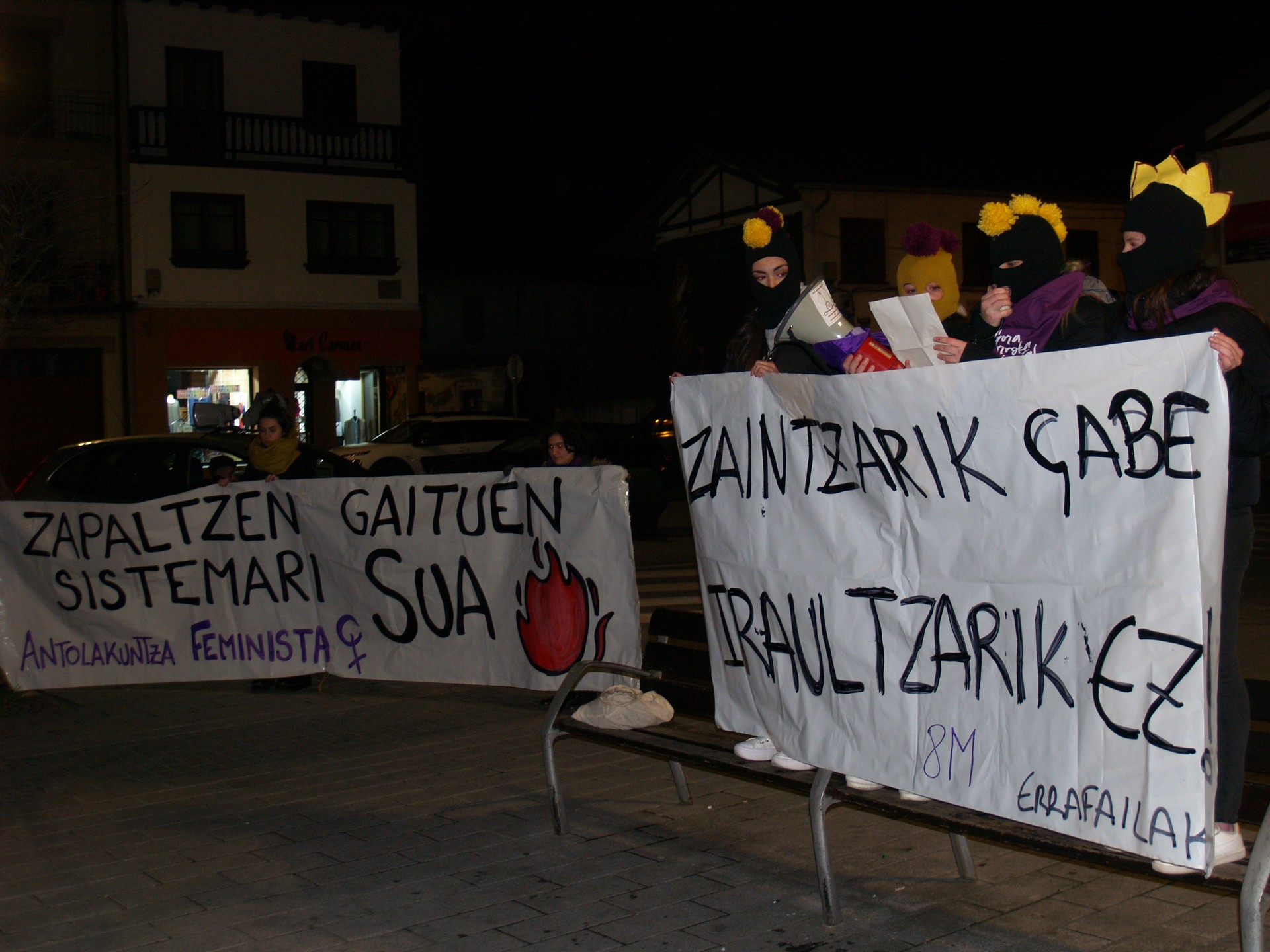 Bizitzak erdigunean jarriko dituzten alternatibak eraikitzeko deia