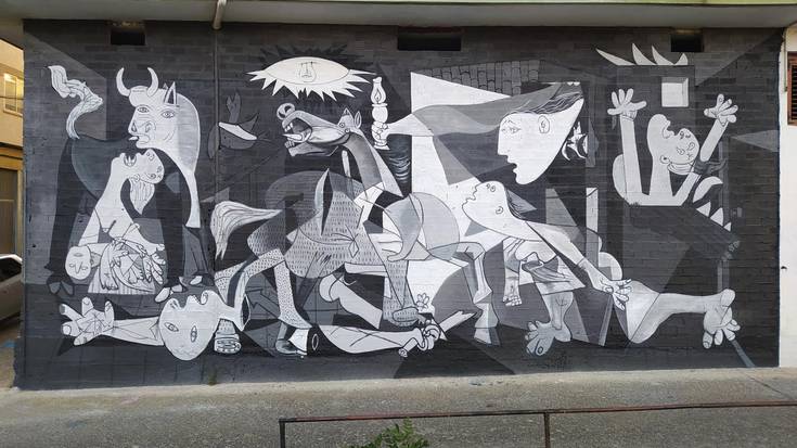 'Guernica' koadroa muralera eramana