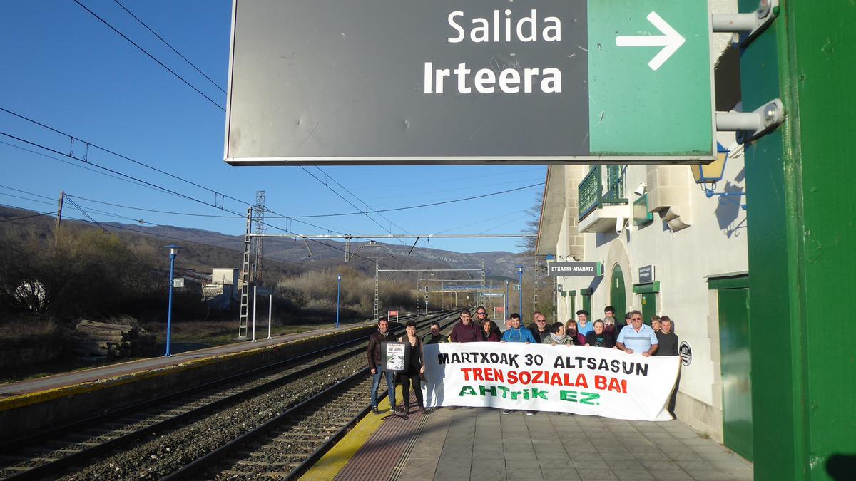 AHTren balizko trazatuari alegazioak aurkezteko garaia dela gaztigatu dute udalek