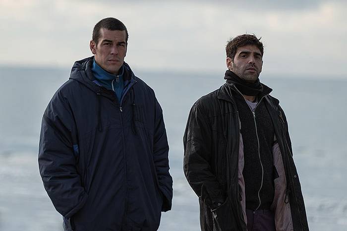 'Muy lejos' filmaren emanaldia