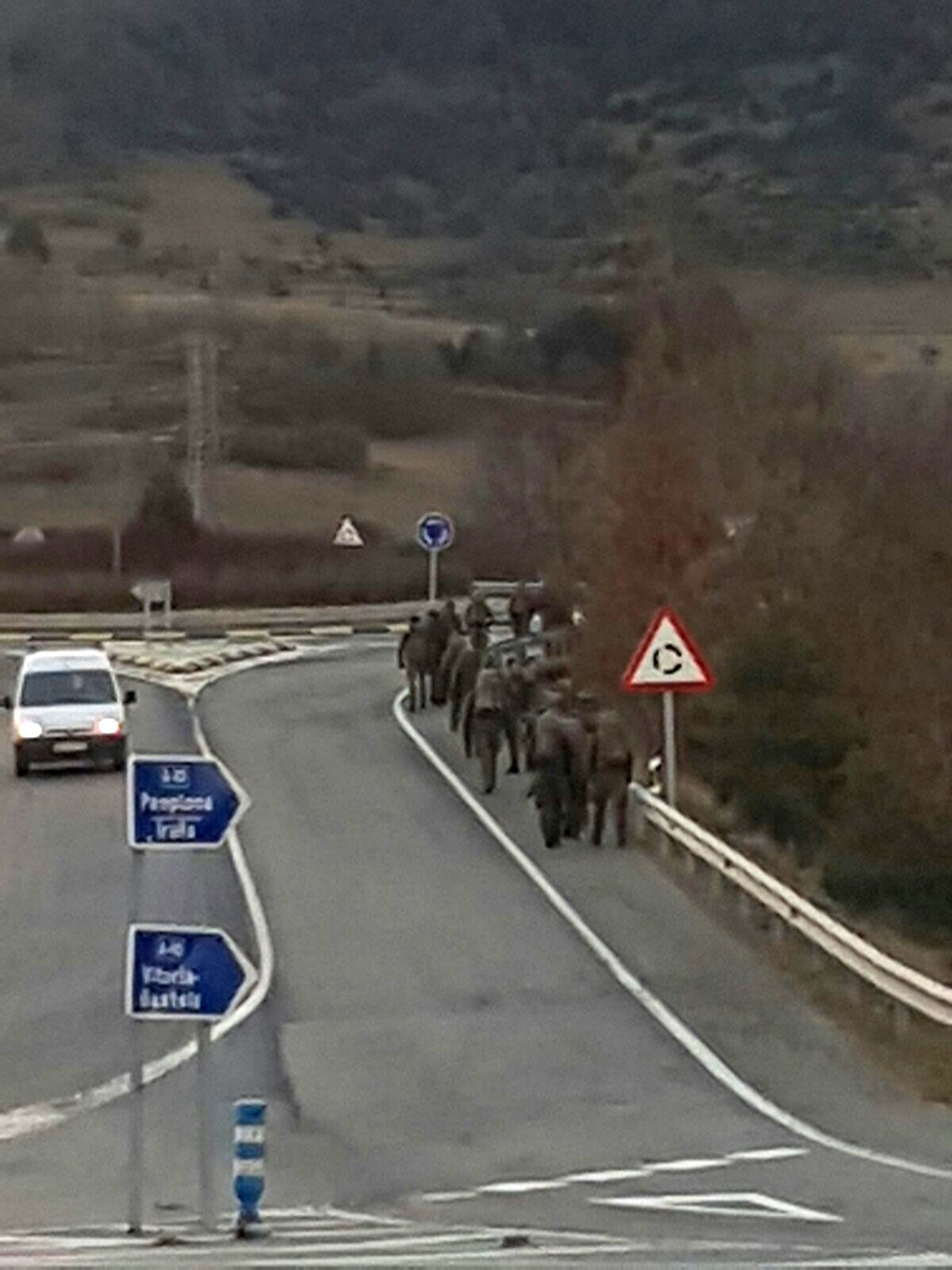 Militarrak Urbasa-Andiako bidean