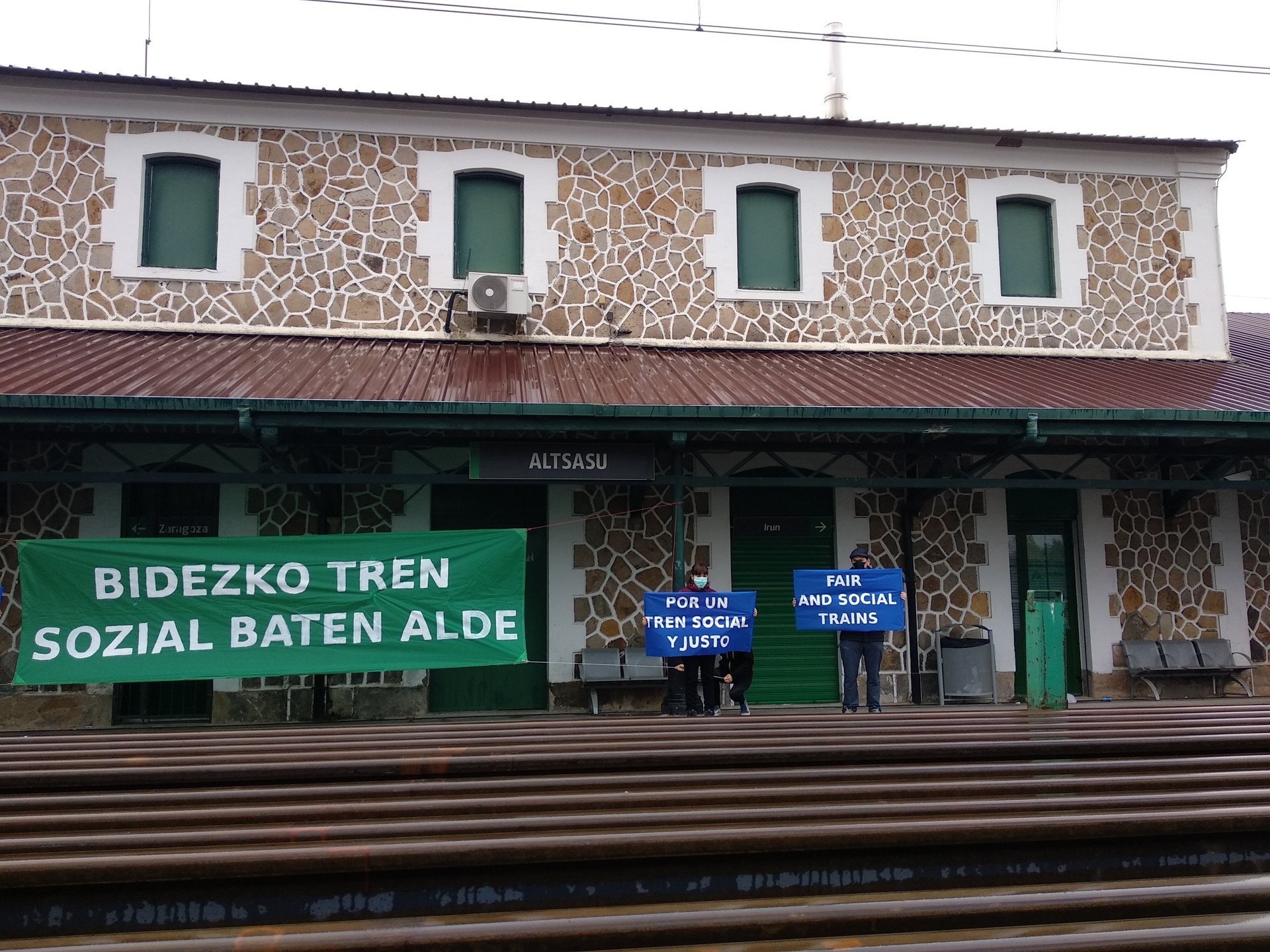 Greenpeacek tren soziala aldarrikatu du
