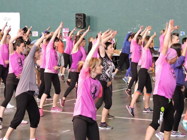 3, 2, 1… bagoaz! Zumbathon solidarioa antolatu dute Arbizun