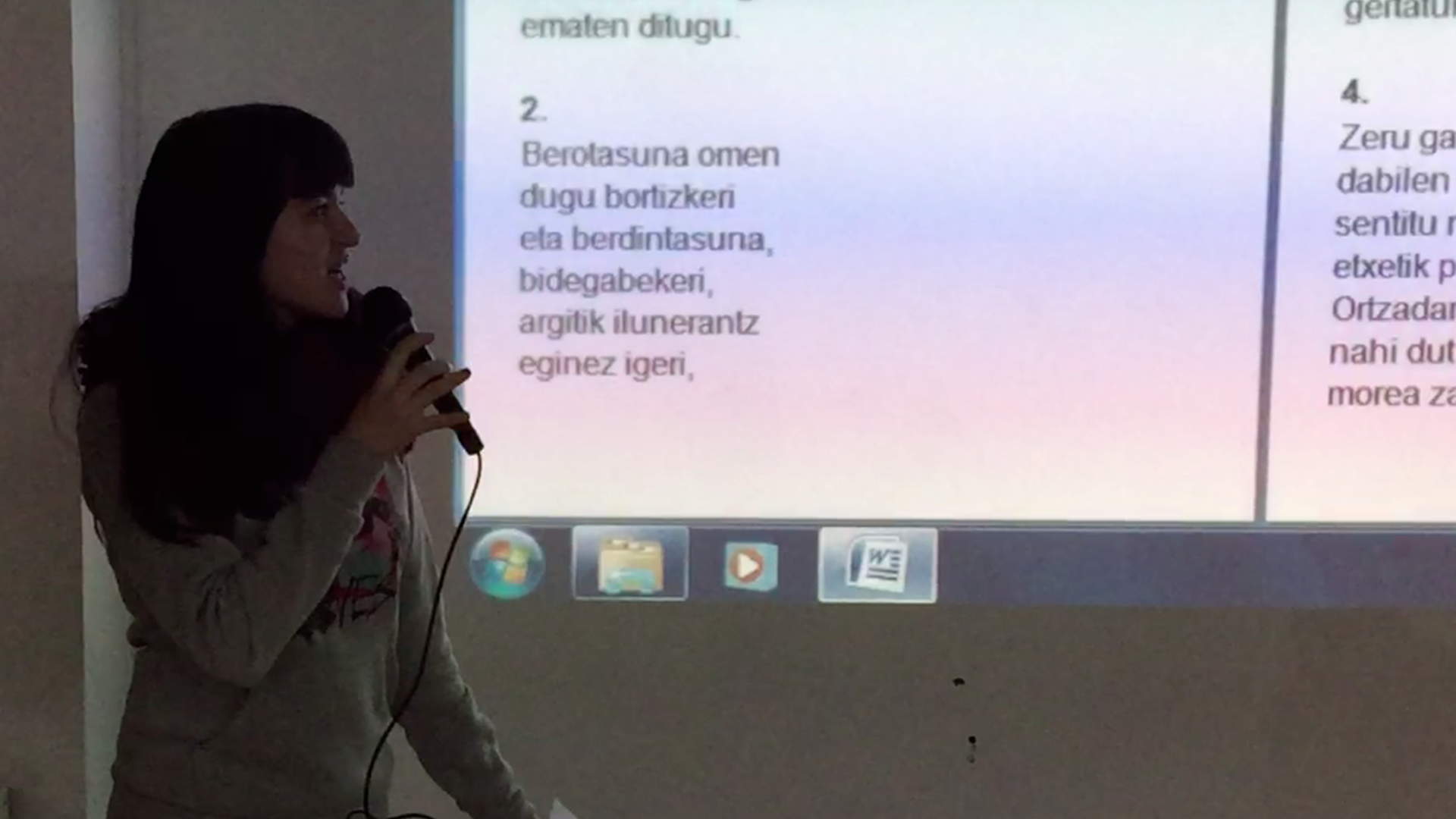 Idoia Granizok Emakumeen Egunerako jarritako bertsoak