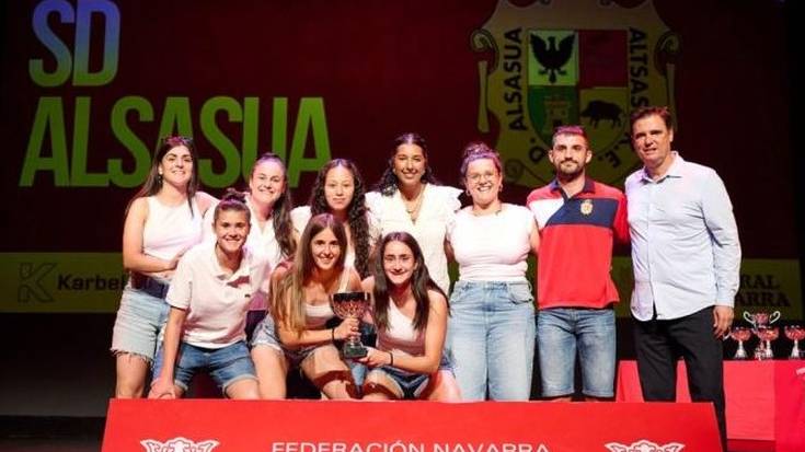 Altsasu, Lagun Artea eta Xota, Nafarroako Futbol Galan sarituta