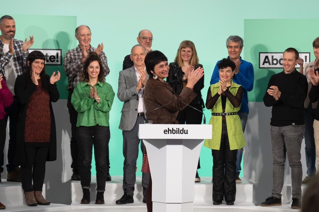 EH Bilduk Parlamenturako zerrenda aurkeztu du