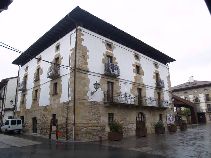 Udalak zerga baten kopurua zehaztu du