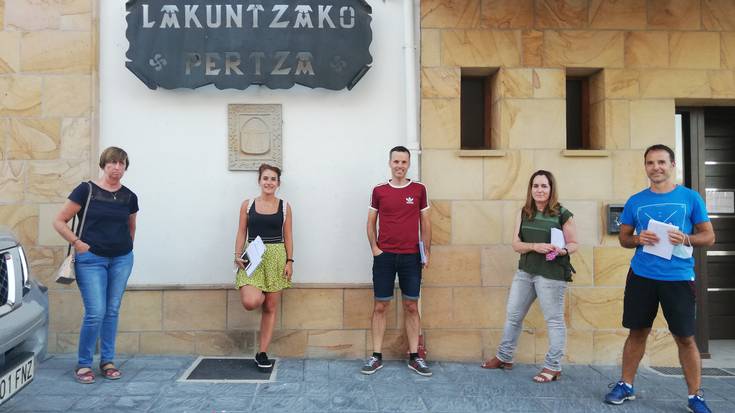 60. urteurrena ospatuko du Lakuntzako Pertzak