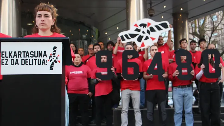 Zaballako espetxera egindako martxagatik 96.480 euroko isuna