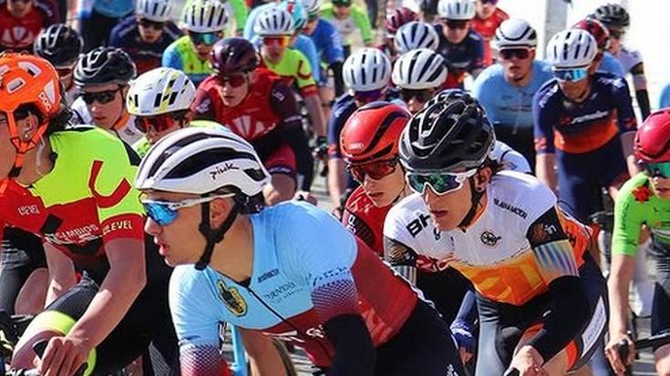 Txirrindularitza, mendi lasterketa, pilota eta saskibaloia