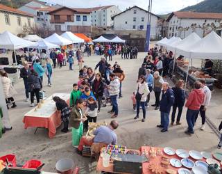 Artisau azoka San Martin festetan