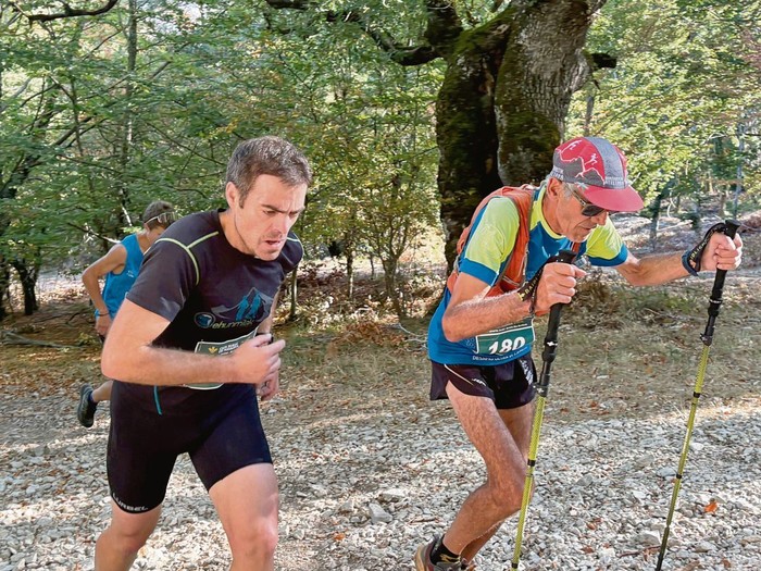 Beste Km Bertikal arrakastatsu bat