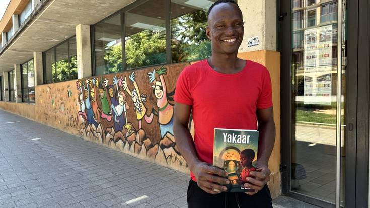 Cheikh Mbacke Loren liburuaren aurkezpena