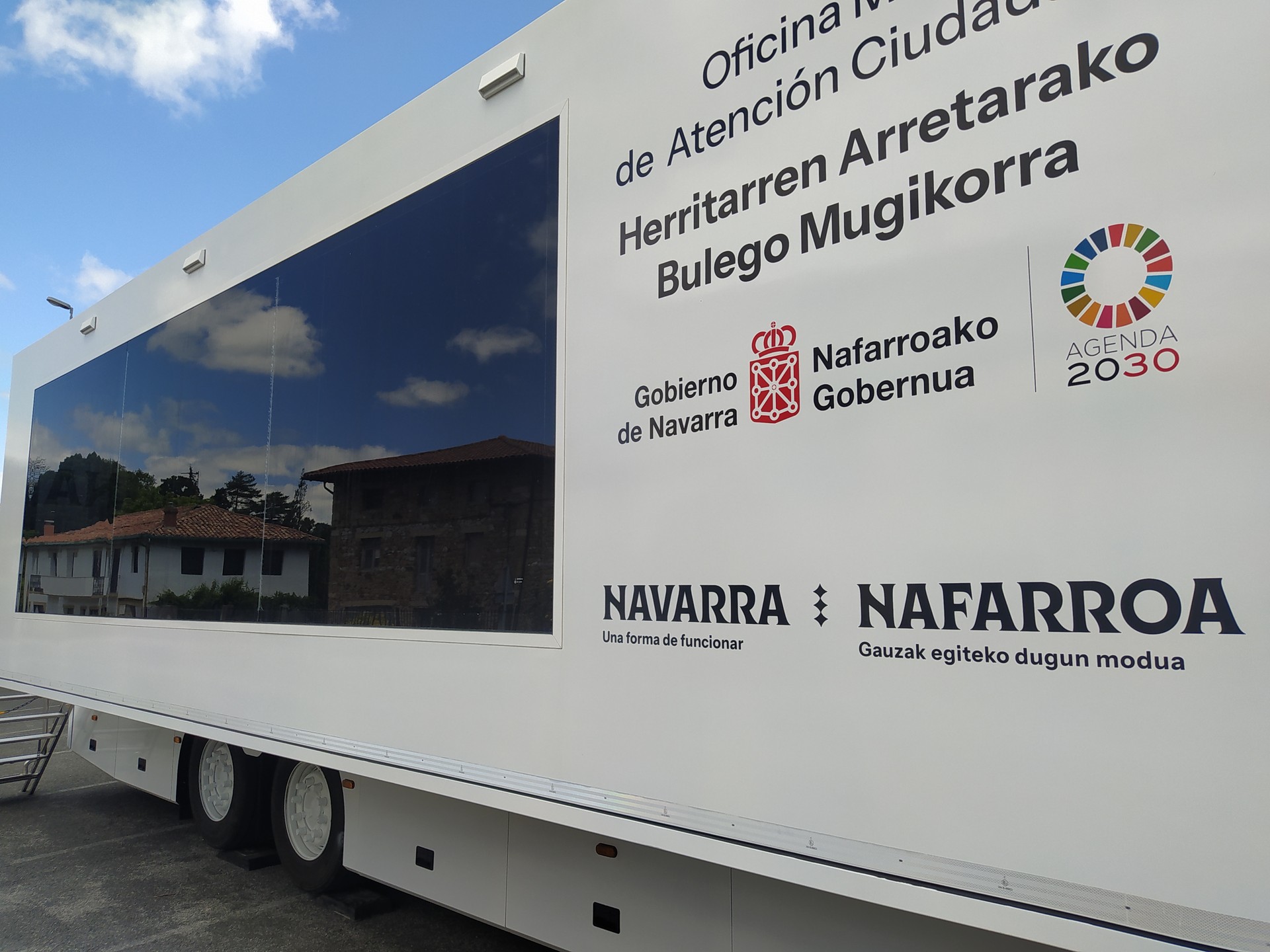 Gobernuaren herritarren arretarako bulego mugikorra Etxarri Aranatzen izanen da