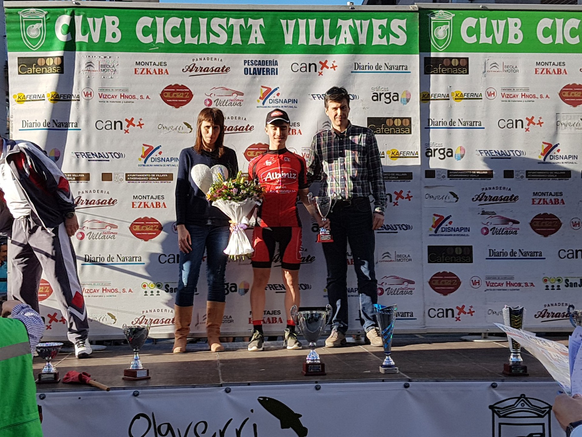 Aznartarrak eta Arrieta podiumean