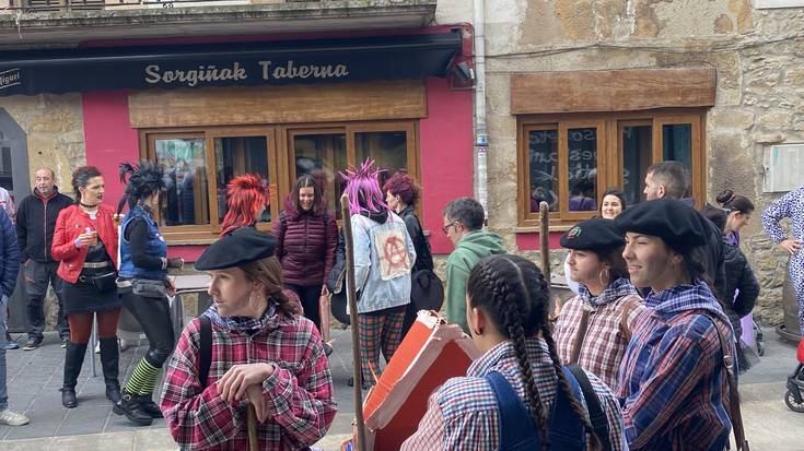 Mozorroak eta zatamarroak Lakuntzan