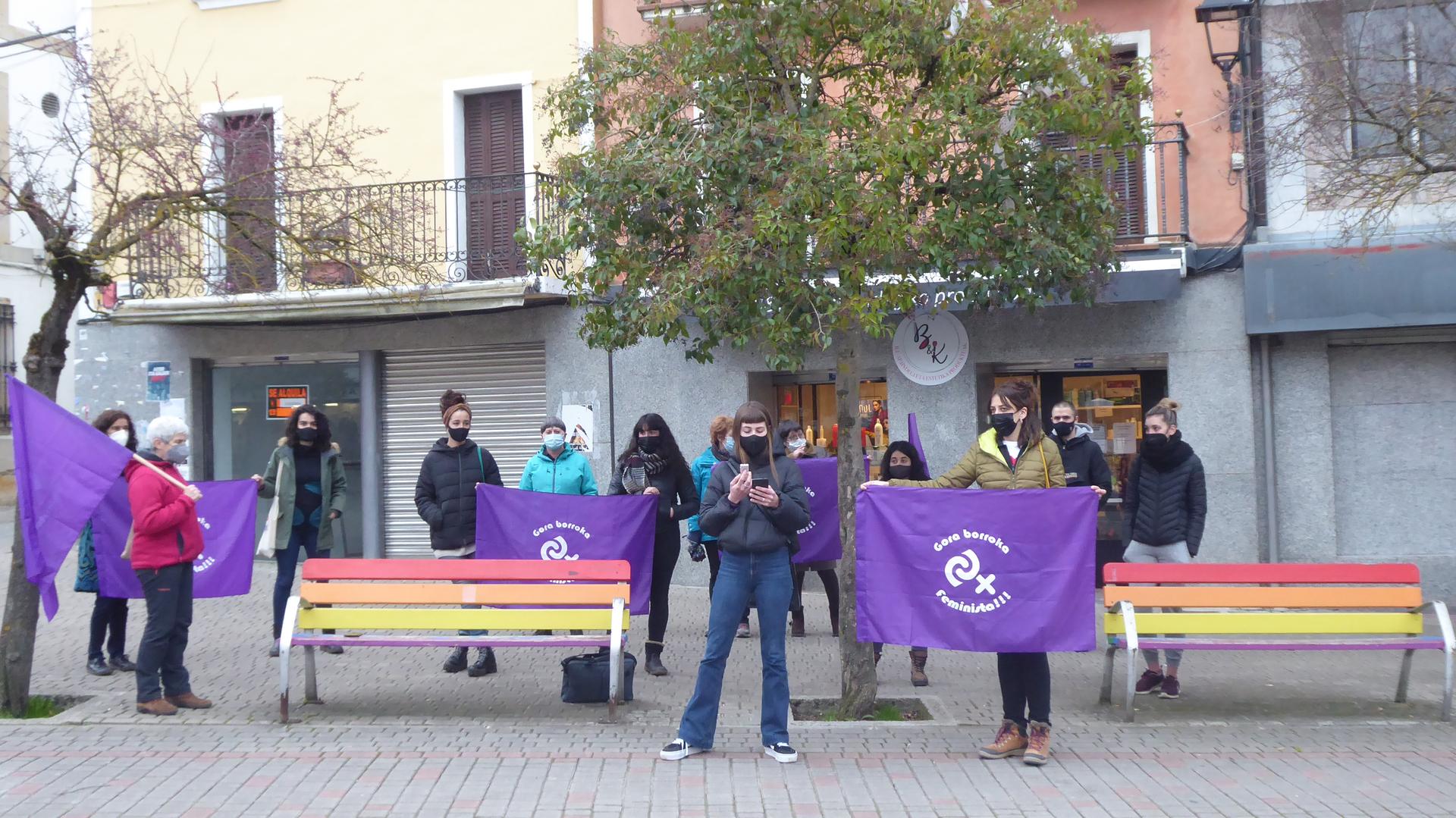 Mugimendu feministak erasoak salatu ditu: "ez dute isilduko"