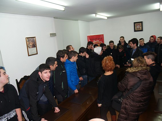 Urduritasuna kintoen buruen aukeraketan - 12