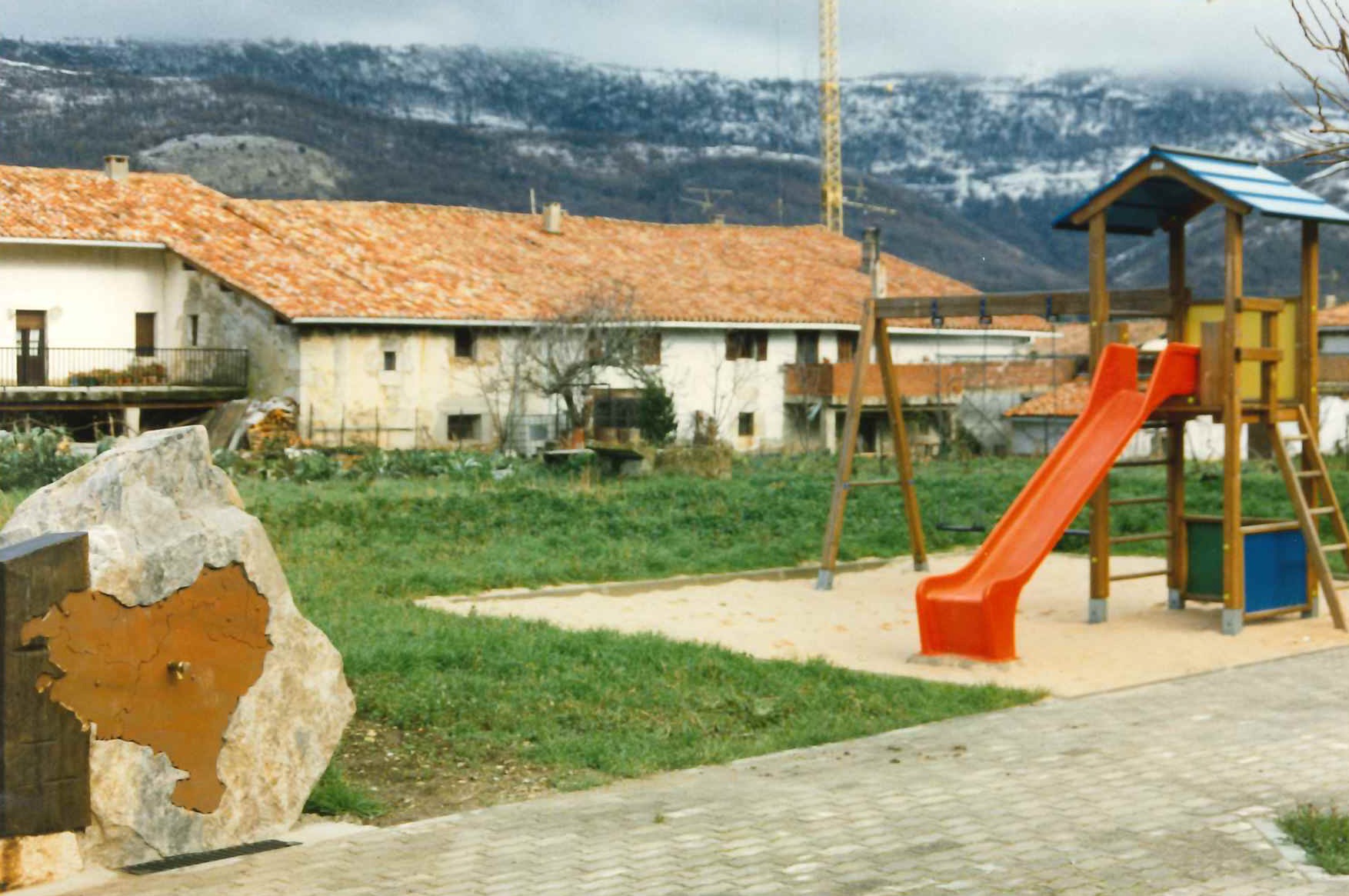Jolas parke berria