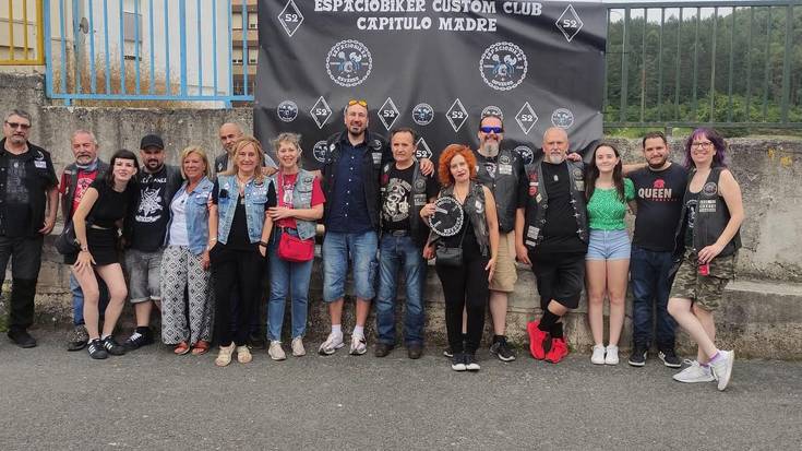 "Custom motorrak gustuko ditugun kuadrilla gara"