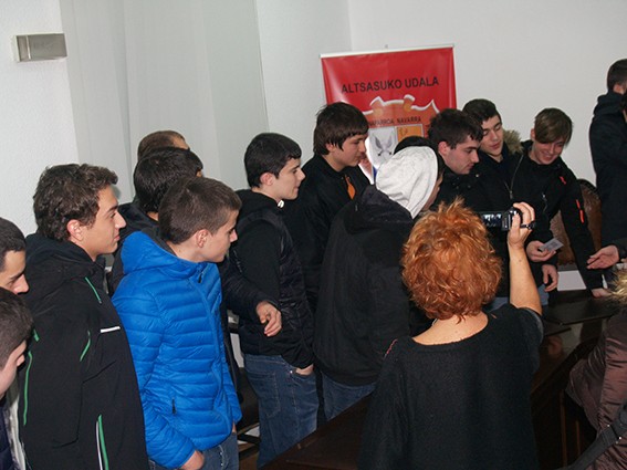 Urduritasuna kintoen buruen aukeraketan - 11