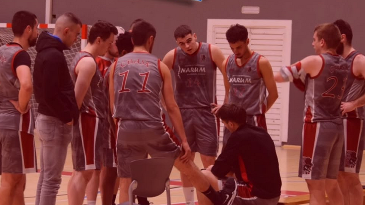 CBASK: neskek garaipenaren bidean segitzen dute eta mutilek garaipena ihes egiten utzi zuten