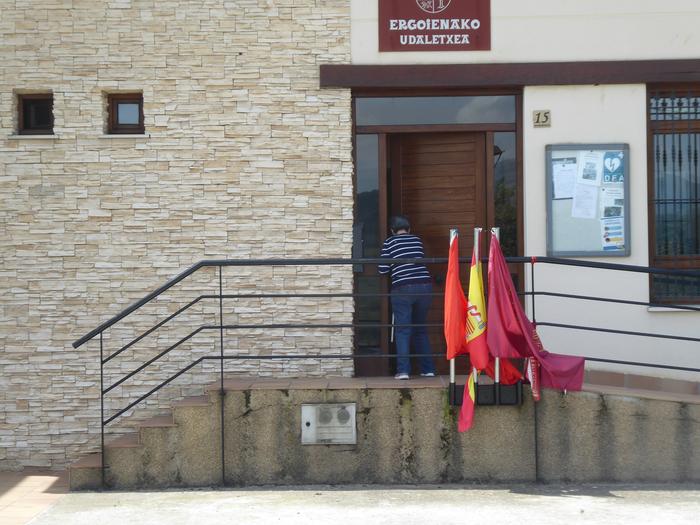 Ergoienak Whatsapp kanala du