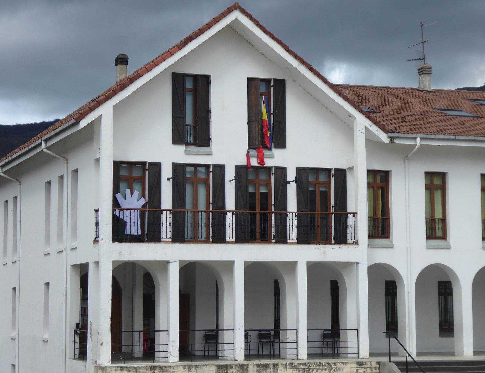 Familia langile lan poltsa osatuko da