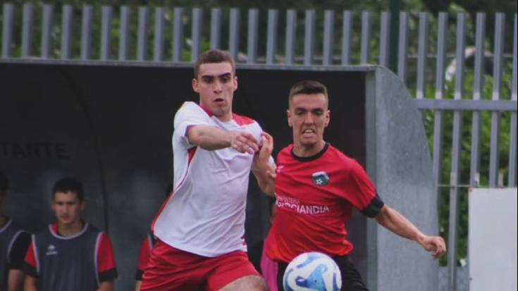 Etxarri Aranatzek ezin izan du mailaz igo