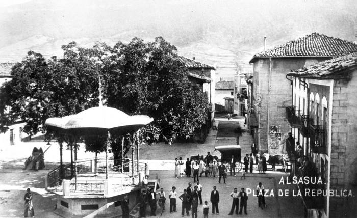 ALTSASU ERREPUBLIKA PLAZA