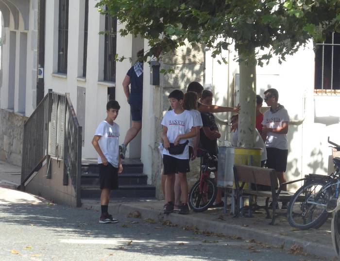 Abuztuaren amaieran ospatuko dituzte festak Irañetan