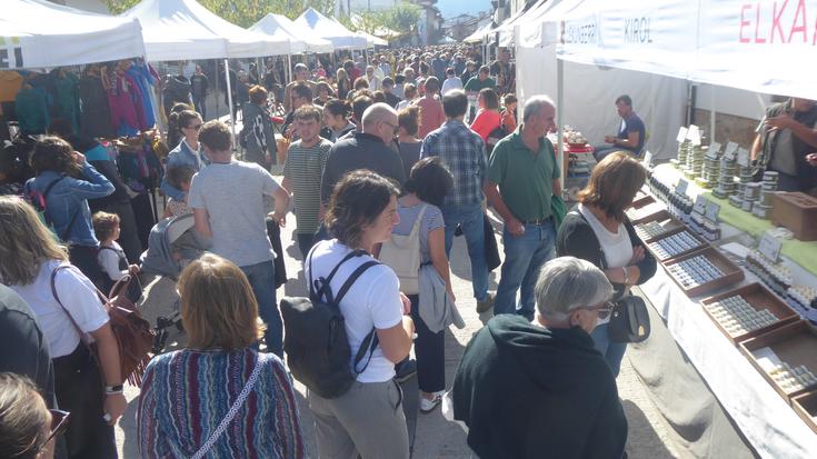 Hamabosgarren Txistor Eguna