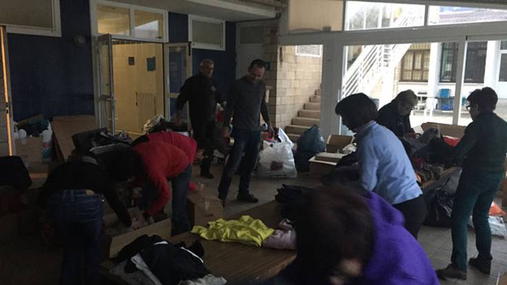 52 palet bildu dira errefuxiatuendako