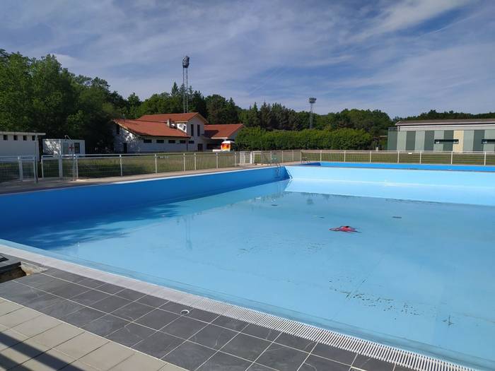 Bukatuta Dantzalekuko igerilekuko lanak