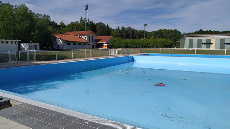 Bukatuta Dantzalekuko igerilekuko lanak