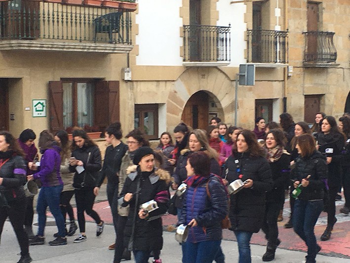 Aurtengo greba feminista prestatzeko bilera 