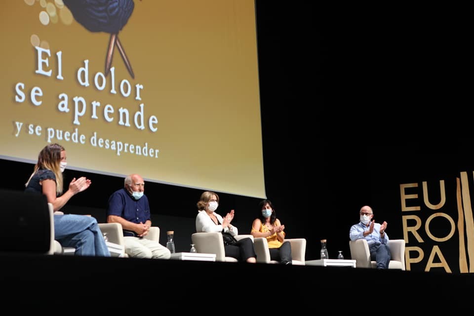 'El dolor se aprende y se puede desaprender' dokumentalaren emanaldia