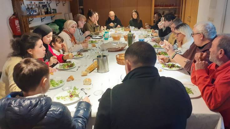 "Boluntario taldeak poztasuna eta jende berria ezagutzeko aukera eman dit"