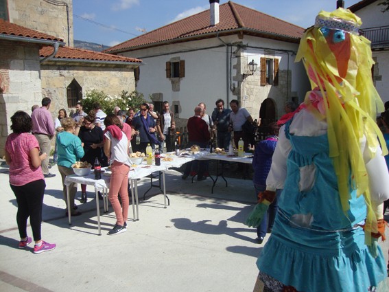 Sua plaza gorrian 