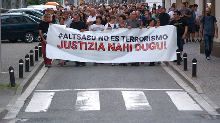 Altsasu ez da terrorismoa justizia nahi dugu manifestazioa 20170707