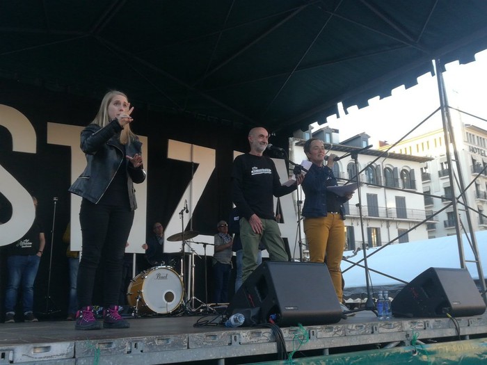 Gurasoak: “Ez dugu inpunitaterik eskatzen, Justizia nahi dugu eta errugabetasun-presuntzioa errespetatzea”