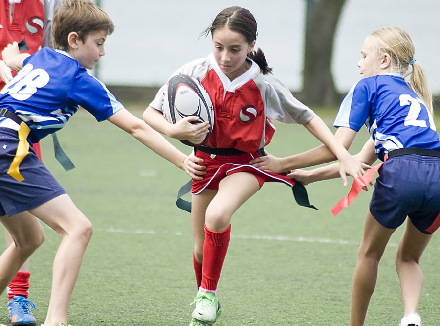 Udako campusak: futbola, triatloia eta errugbia