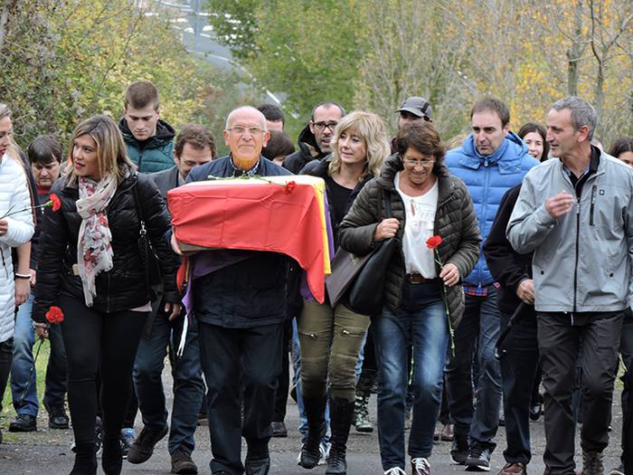 Fusilatu zuten Martirena oroitzeko plaka 