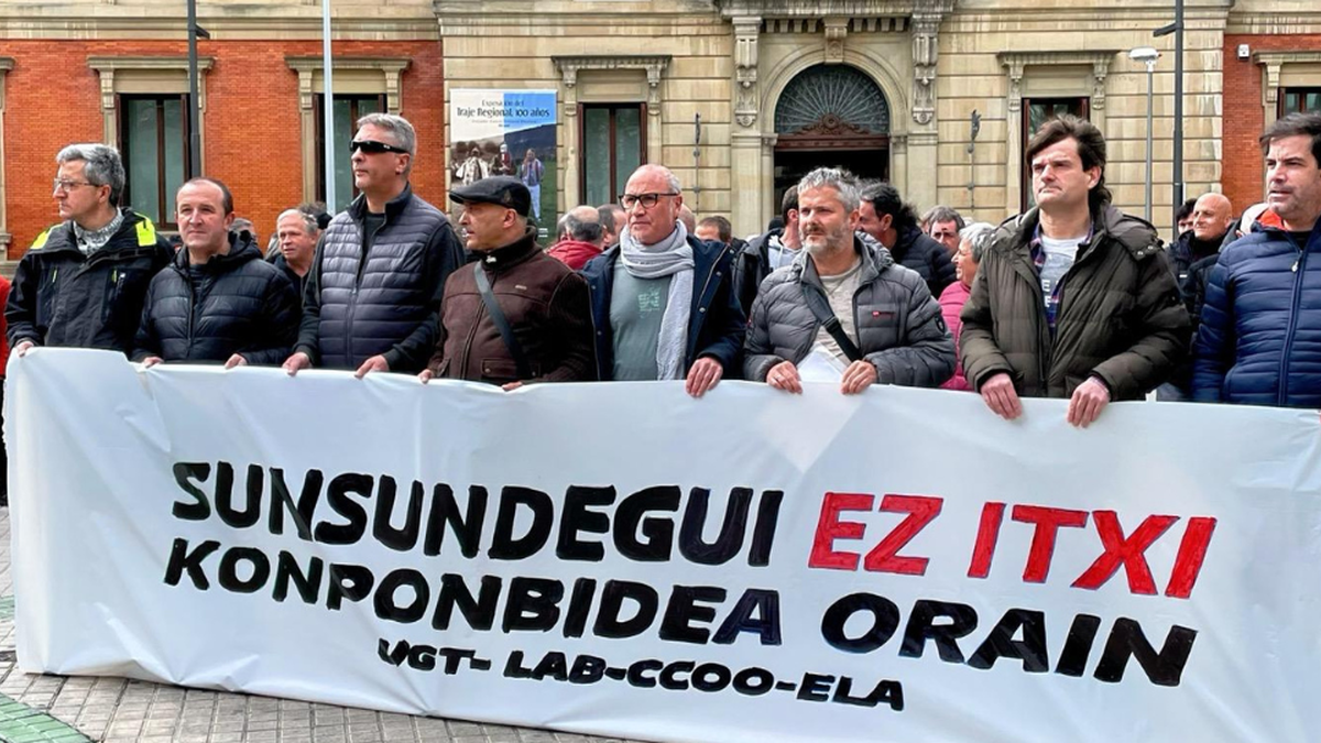 Sunsundeguiri buruzko Parlamentuko agerraldian ezkortasun giroa