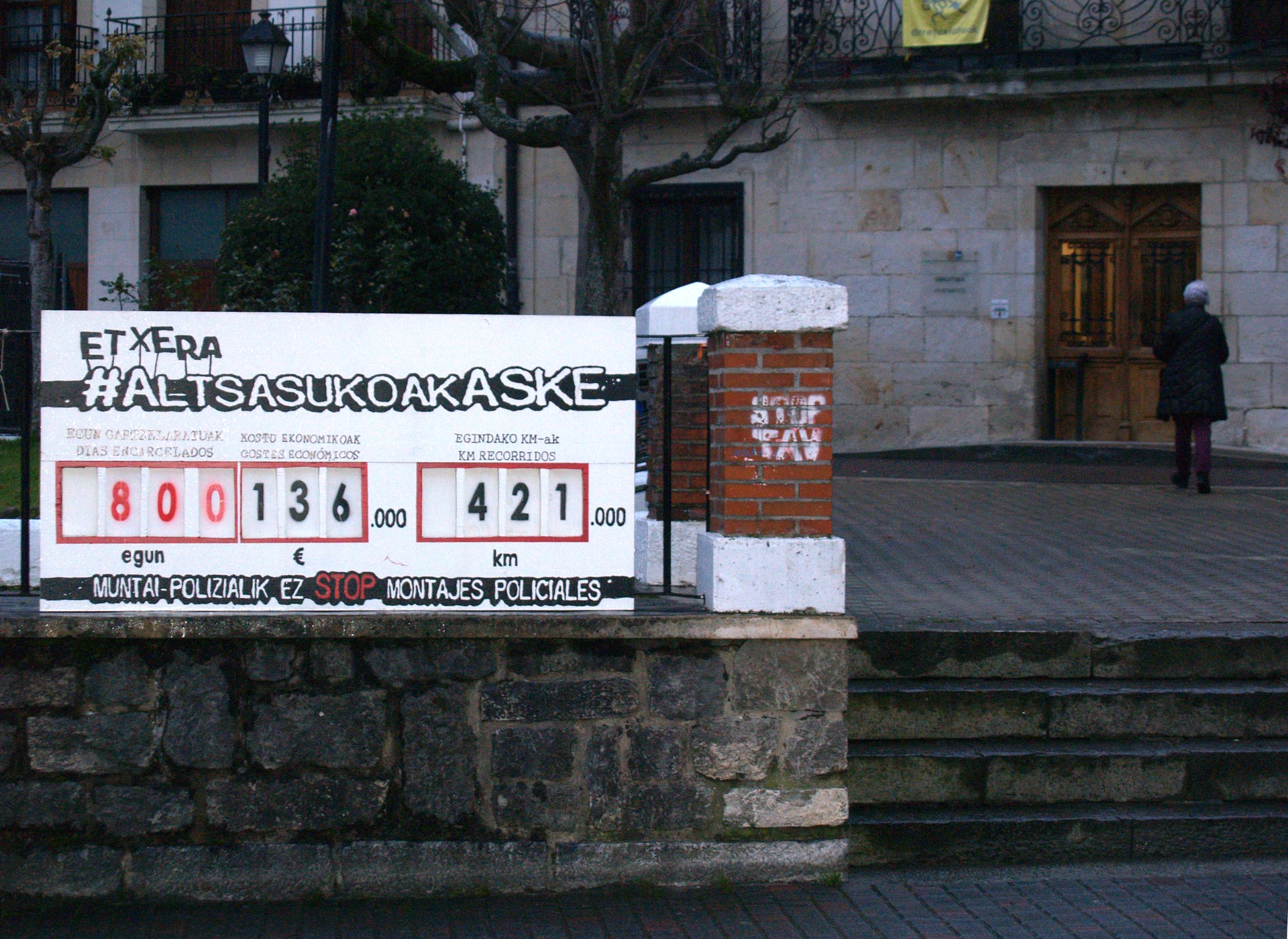 800 egun espetxean 
