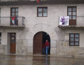 Elkartasun azokara objektuen bilketa eginen da