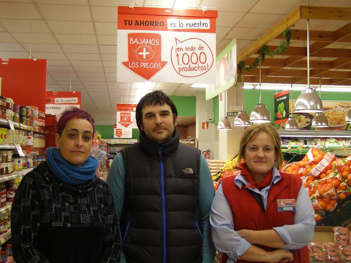Xurrutek elkartasun poteoko 3.370 euroak eman ditu