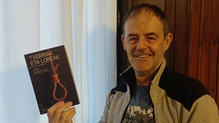 Jon Arretxeren nobela beltza berria, Irurtzungo Euskal Ekitaldiak, Nafarroako Bertsolari Txapelketa eta Durangoko Azoka